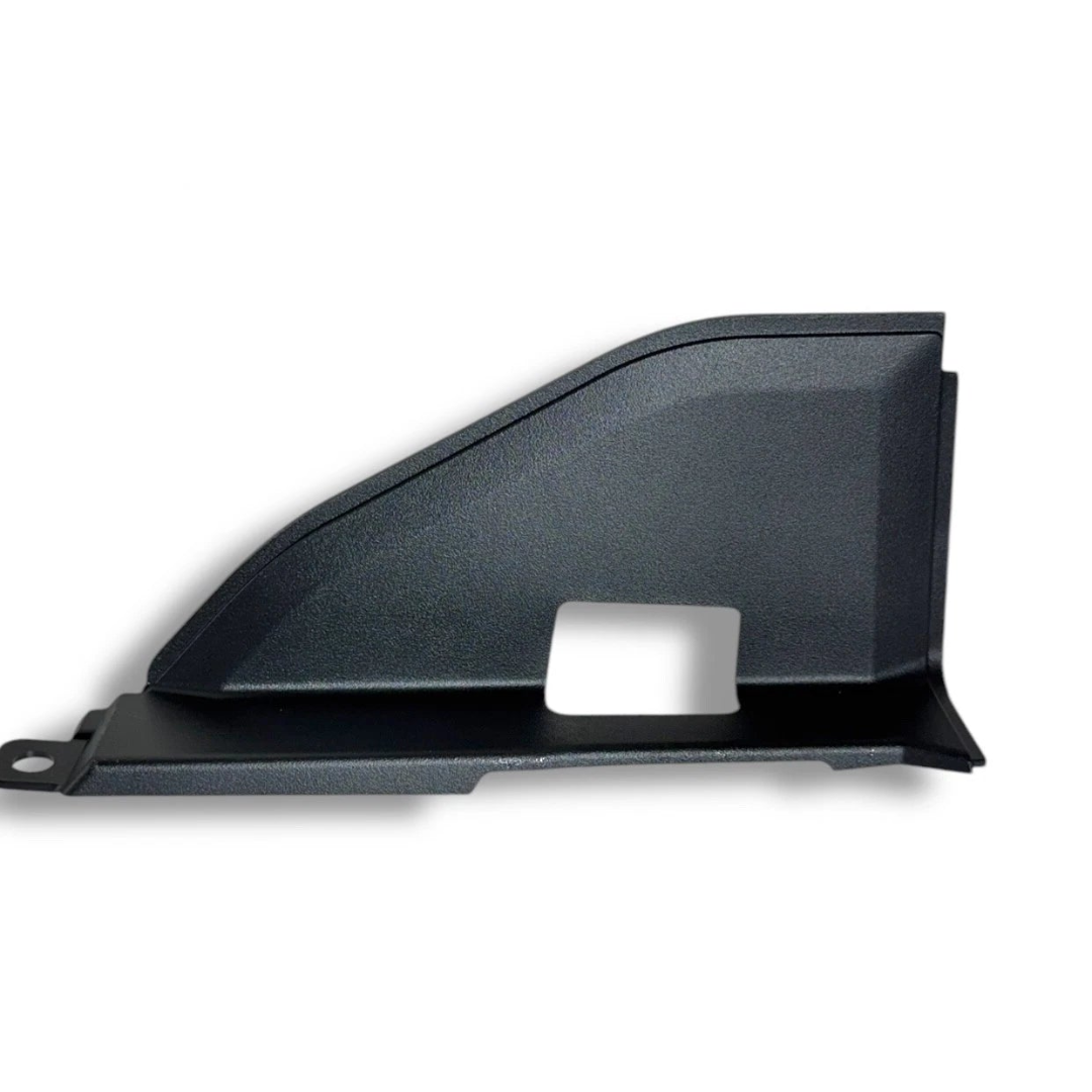 TCB-1922105 Tesla Cybertruck Tailight Closeout Trim Left